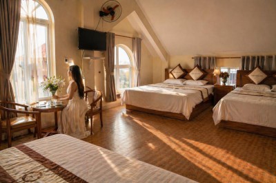 khách sạn hướng biển thị trấn cô tô